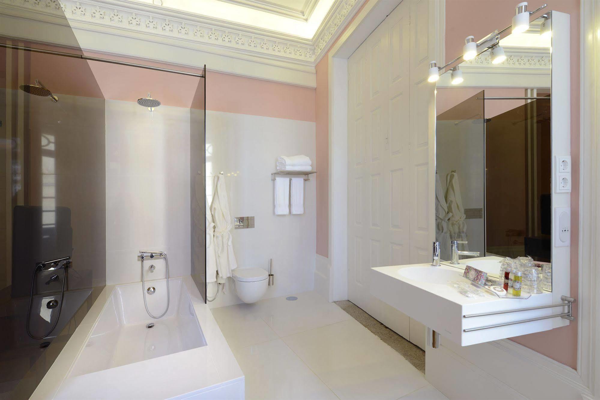 Emaj Boutique Hotel 귀마레스 외부 사진